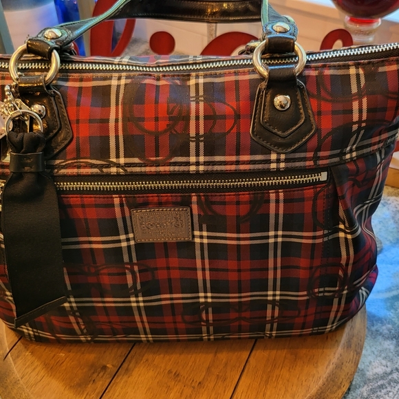 SOLD:  Coach Poppy Signature Collection Plaid Glam Tote Bag - GET IT NOW FOR $92 - Picture 3 of 17